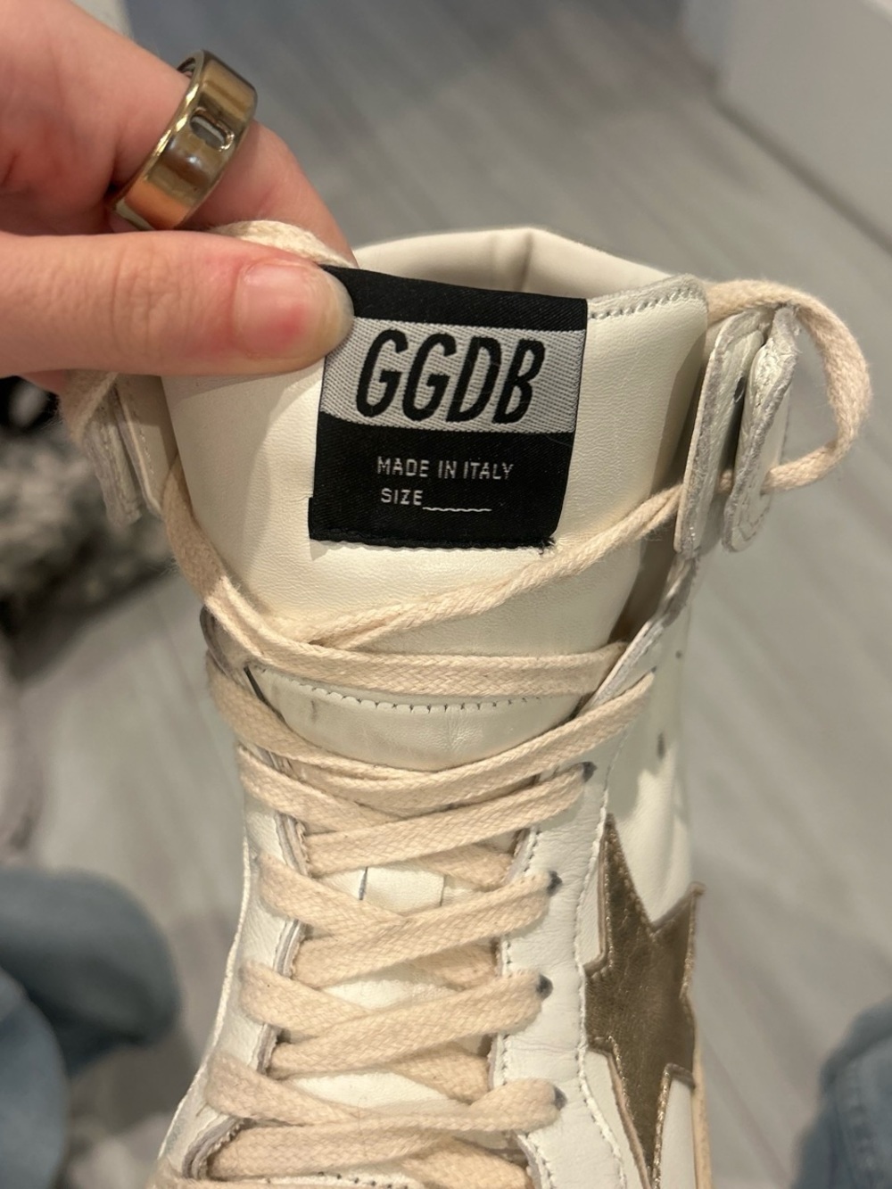 golden goose sneakers - Picture 3 of 4